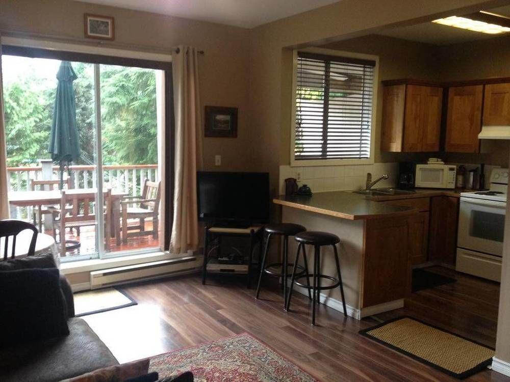 Belle Neige Suites: Whistler Extérieur photo