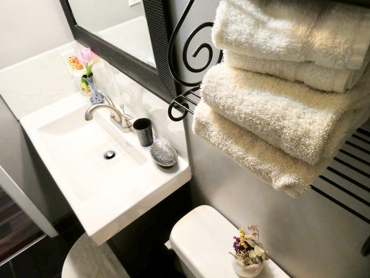 Belle Neige Suites: Whistler Extérieur photo